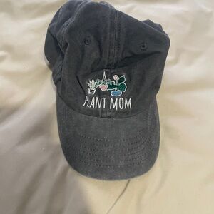 Olivia M Black Embroidered 'Plant Mom' Baseball Cap